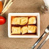 Ravioli de muçarela com molho de tomate
