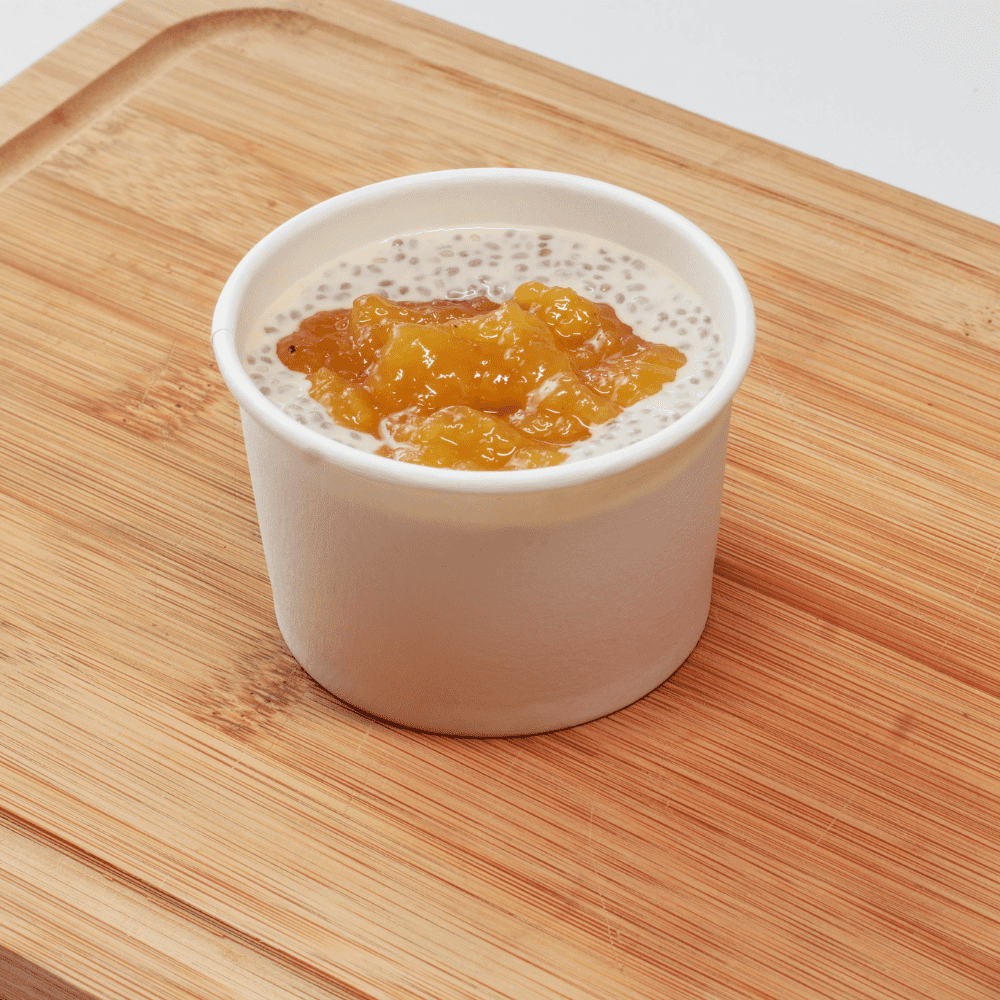 Pudim de chia e coulis de manga